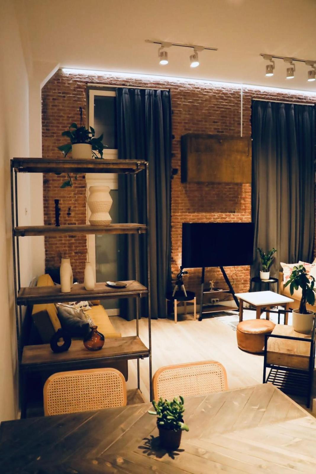 Apartamento Unique Nyc Style Loft In The Heart Of Madrid Exterior foto